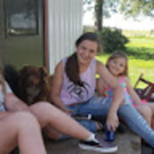 Meet your Posher, Dakota